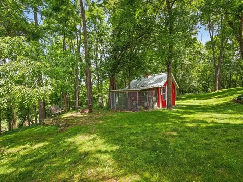 3503 South Ebys Mill Road Elizabeth IL 61028
