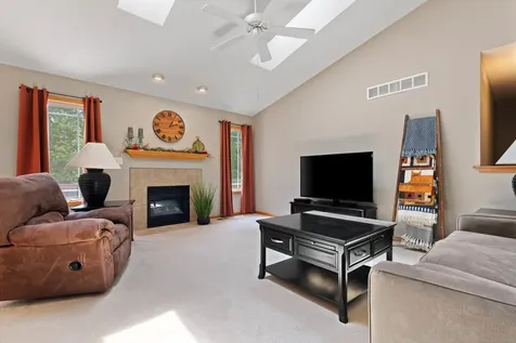 10589 Harrison Court Roscoe IL 61073