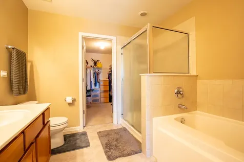 2765 Crooker Drive Yorkville IL 60560