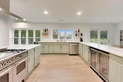 4320 Giant Oak Drive Mchenry IL 60051