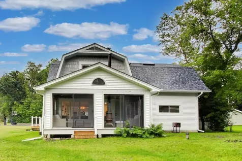 4320 Giant Oak Drive Mchenry IL 60051