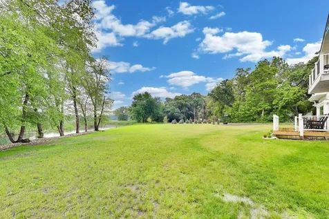 4320 Giant Oak Drive Mchenry IL 60051