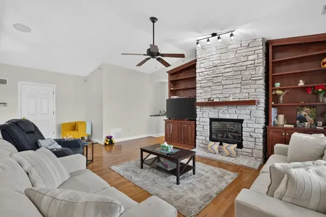 7919 Trinity Circle Tinley Park IL 60487