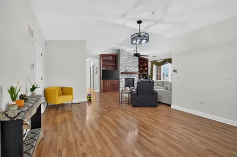 7919 Trinity Circle Tinley Park IL 60487