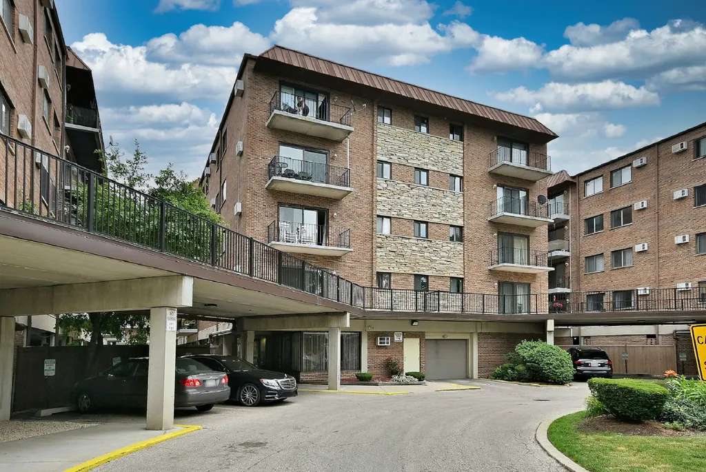 2325 North Neva Avenue Chicago IL 60707