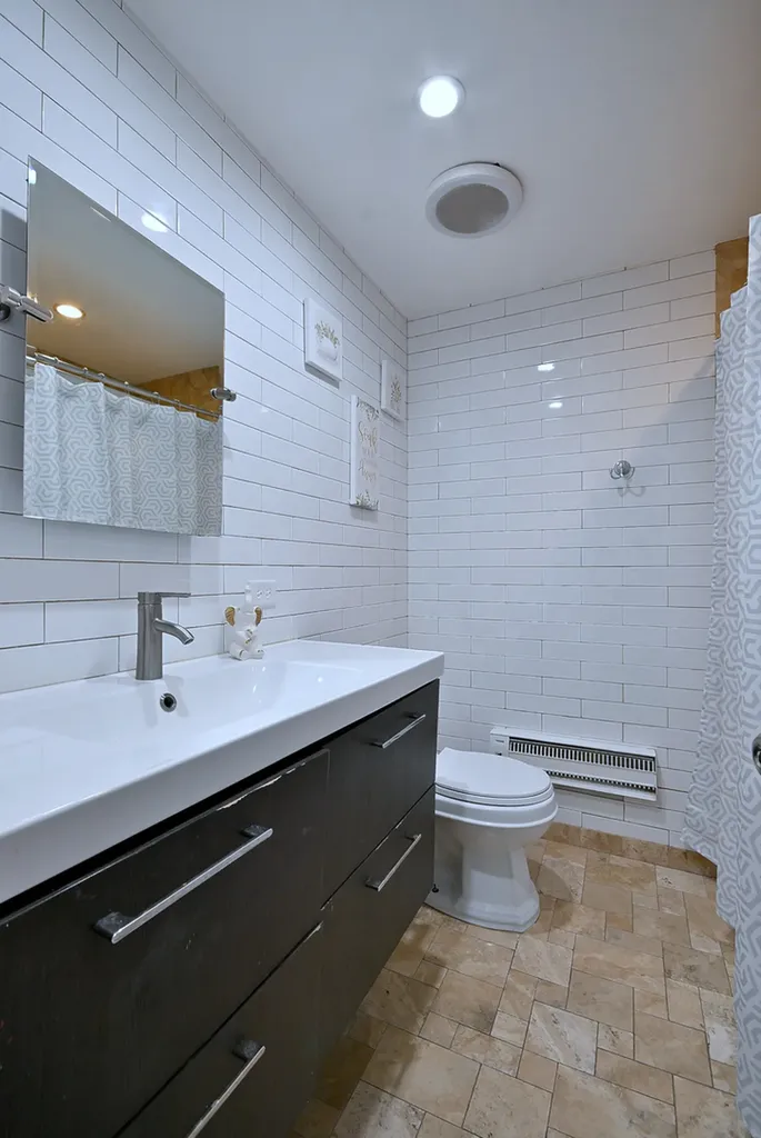2325 North Neva Avenue Chicago IL 60707