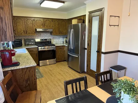 8541 South 83rd Avenue Hickory Hills IL 60457