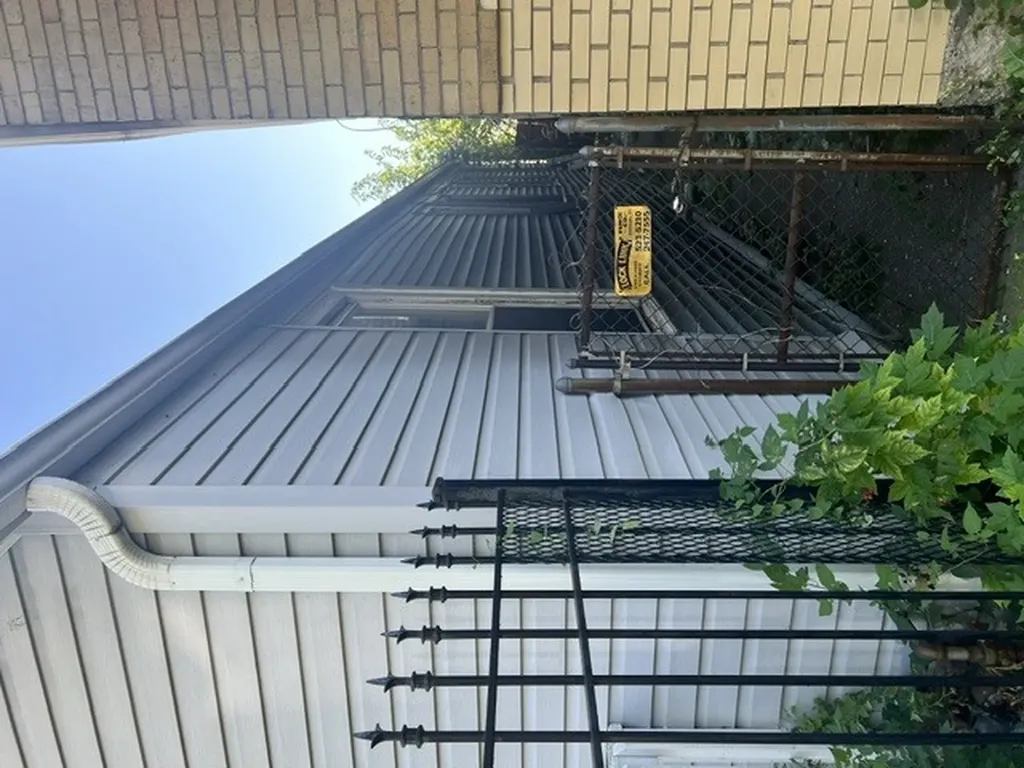 3307 West 37th Place Chicago IL 60632