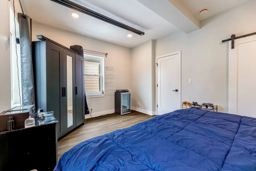 4856 South Ada Street Chicago IL 60609