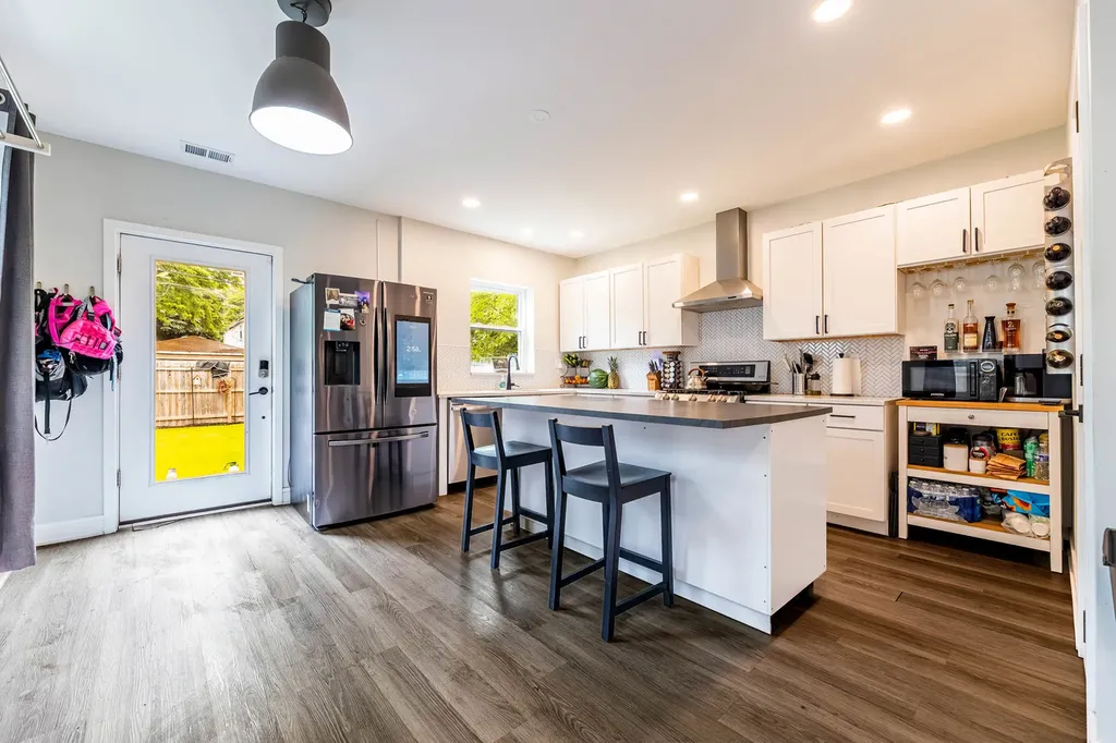 4856 South Ada Street Chicago IL 60609
