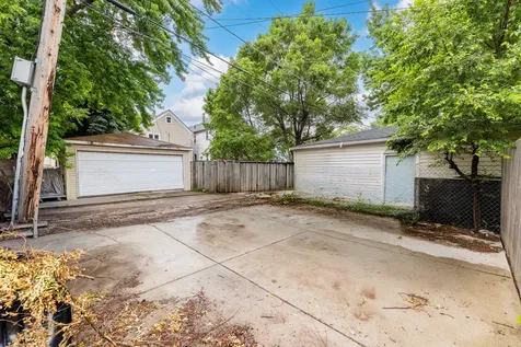 4856 South Ada Street Chicago IL 60609