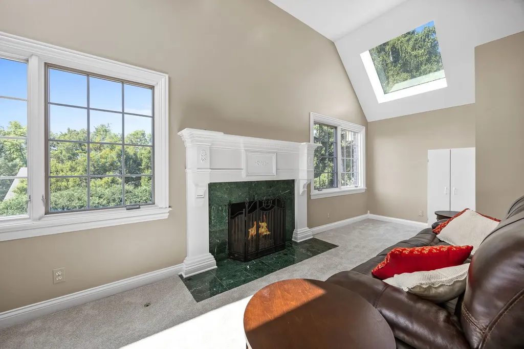 1312 Calvin Court Naperville IL 60540