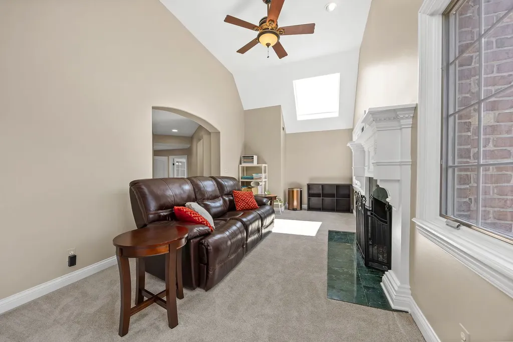 1312 Calvin Court Naperville IL 60540