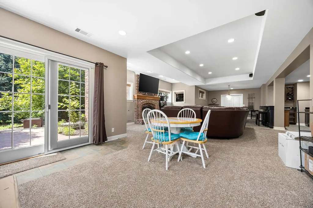 1312 Calvin Court Naperville IL 60540