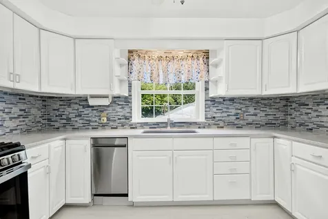 4010 Pinecrest Road Rockford IL 61107