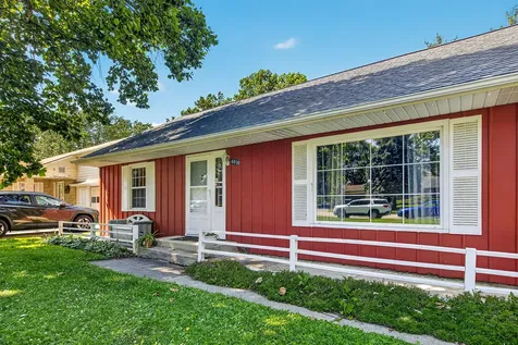 4010 Pinecrest Road Rockford IL 61107