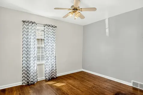 4010 Pinecrest Road Rockford IL 61107