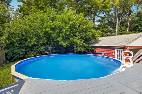 4010 Pinecrest Road Rockford IL 61107