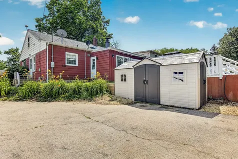 4010 Pinecrest Road Rockford IL 61107