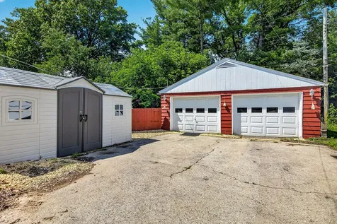 4010 Pinecrest Road Rockford IL 61107