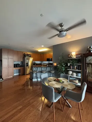 140 South River Street Aurora IL 60506