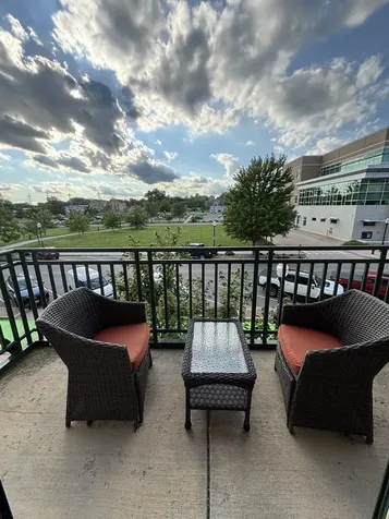 140 South River Street Aurora IL 60506