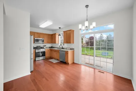 1053 Canary Avenue Yorkville IL 60560