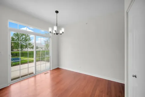 1053 Canary Avenue Yorkville IL 60560