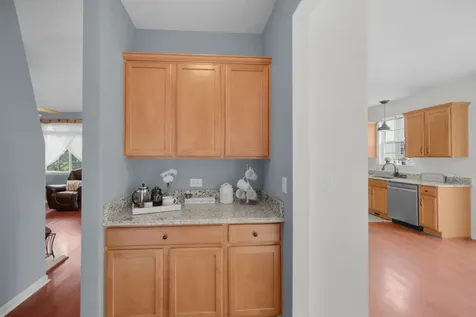 1053 Canary Avenue Yorkville IL 60560