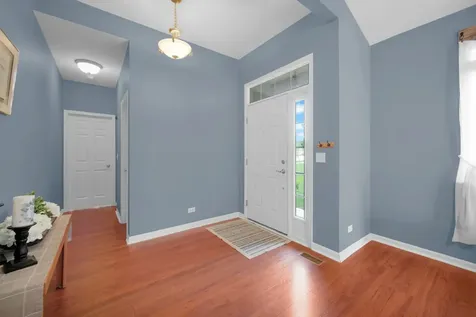 1053 Canary Avenue Yorkville IL 60560