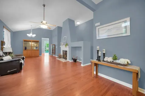 1053 Canary Avenue Yorkville IL 60560