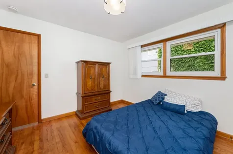 19 West Adams Street Villa Park IL 60181