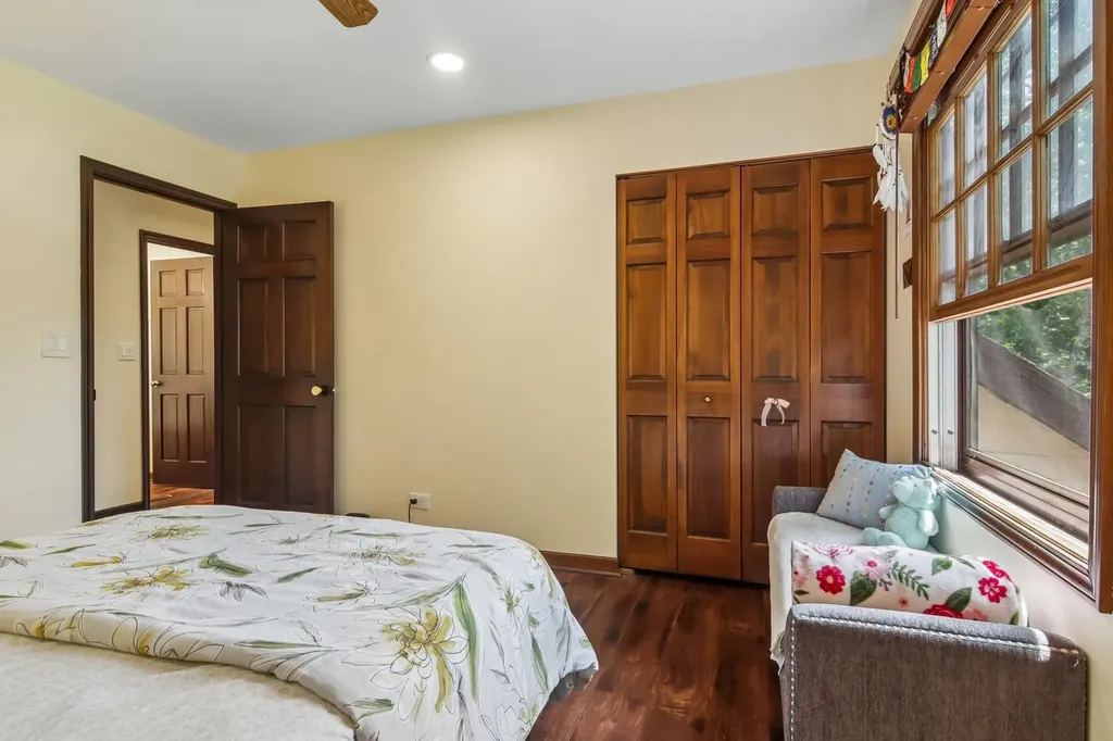 816 Bonnie Brae Lane Bolingbrook IL 60440