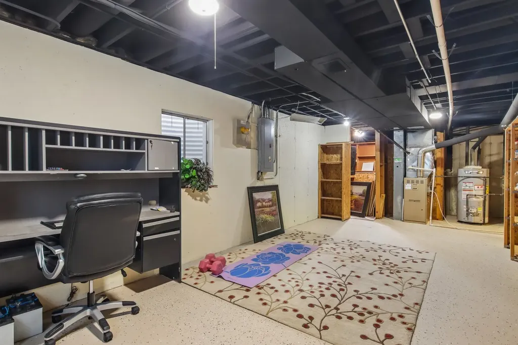 816 Bonnie Brae Lane Bolingbrook IL 60440
