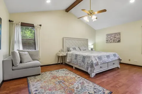 816 Bonnie Brae Lane Bolingbrook IL 60440