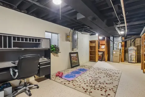 816 Bonnie Brae Lane Bolingbrook IL 60440