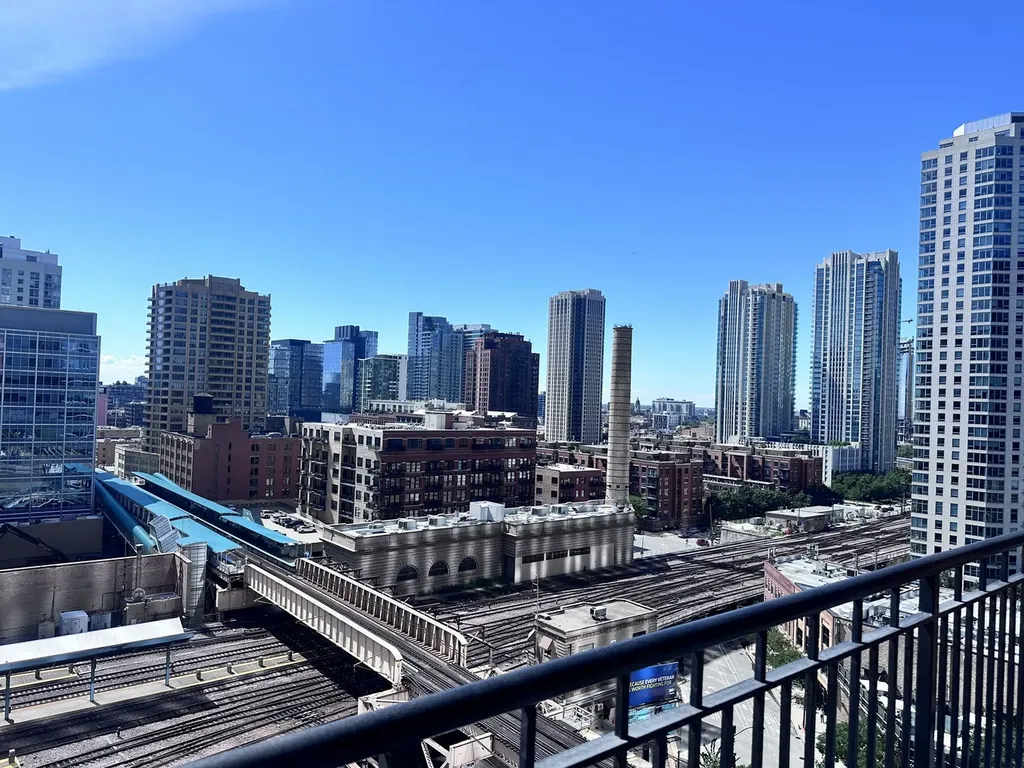 165 North Canal Street Chicago IL 60606