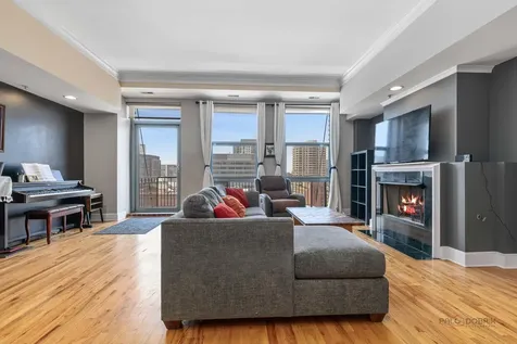165 North Canal Street Chicago IL 60606