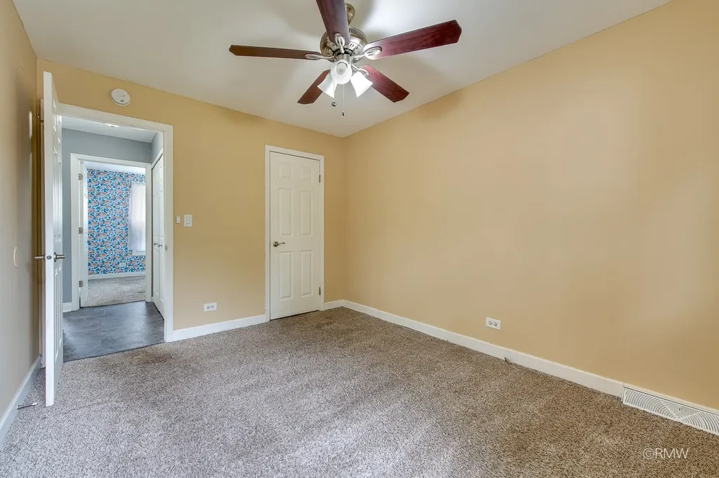 518 Darlene Lane Glendale Heights IL 60139