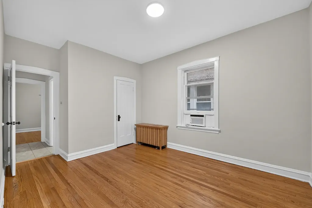 4826 Wright Terrace Skokie IL 60077
