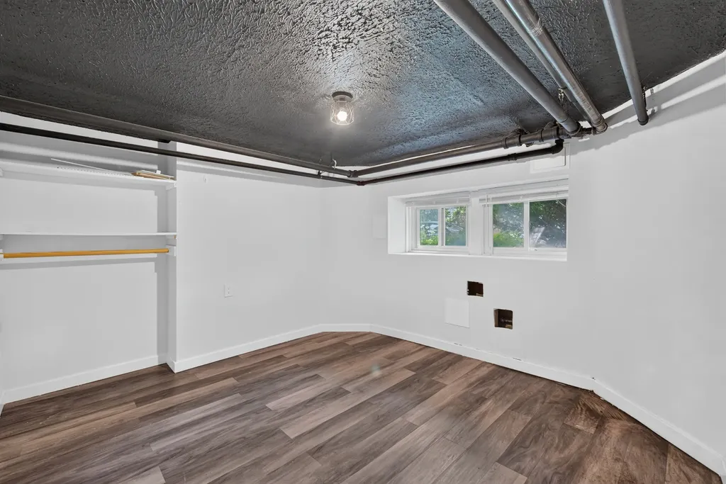 4826 Wright Terrace Skokie IL 60077