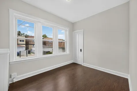 4826 Wright Terrace Skokie IL 60077