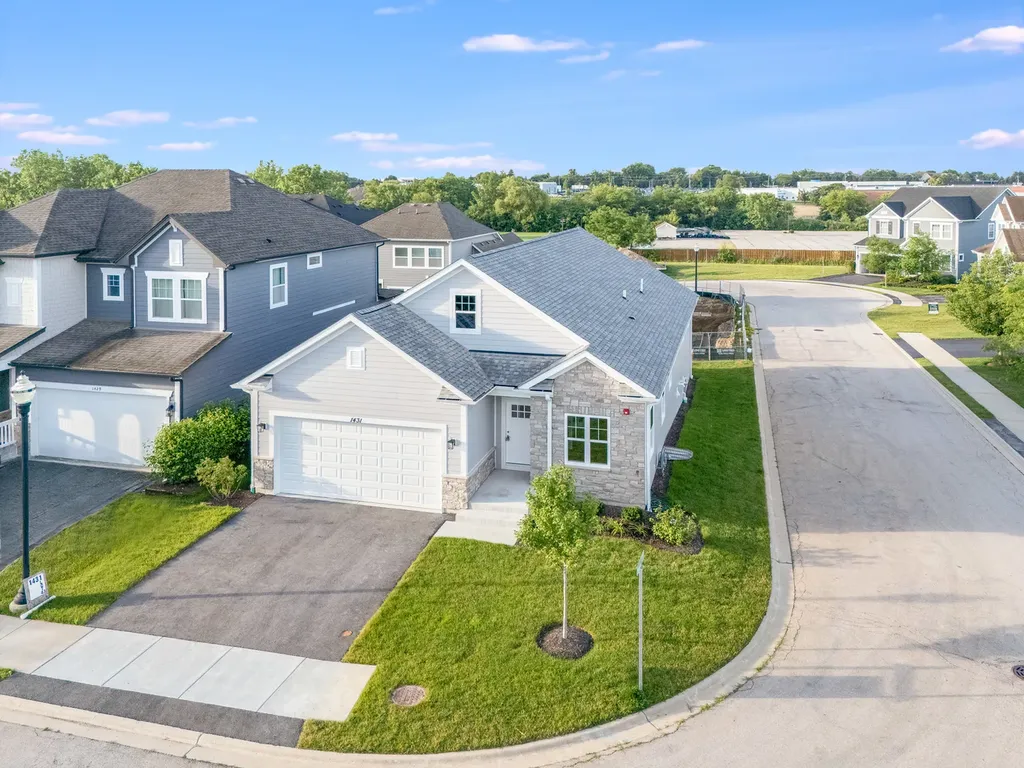 1431 Somerset Place Barrington IL 60010