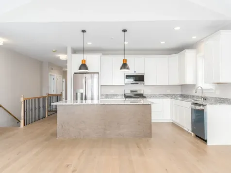 1431 Somerset Place Barrington IL 60010
