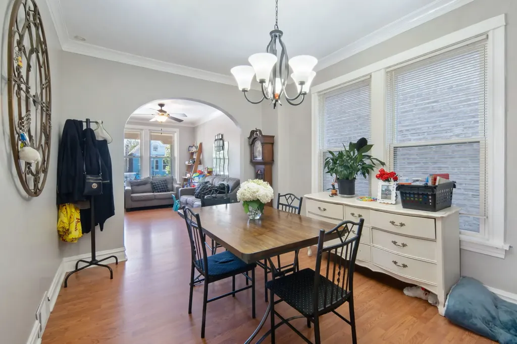 3402 West Beach Avenue Chicago IL 60651