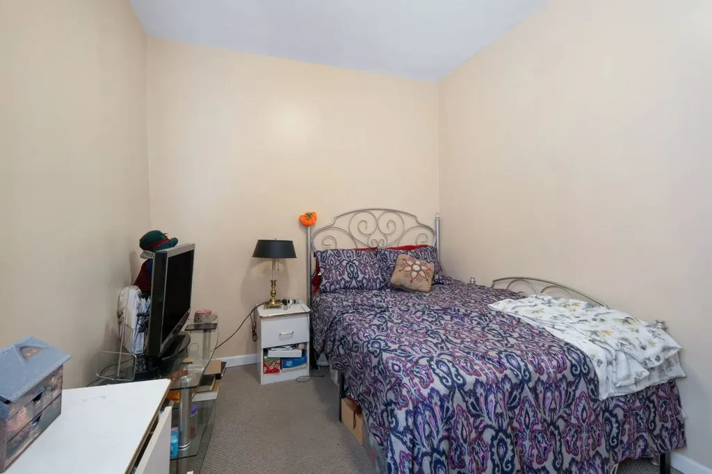 3402 West Beach Avenue Chicago IL 60651