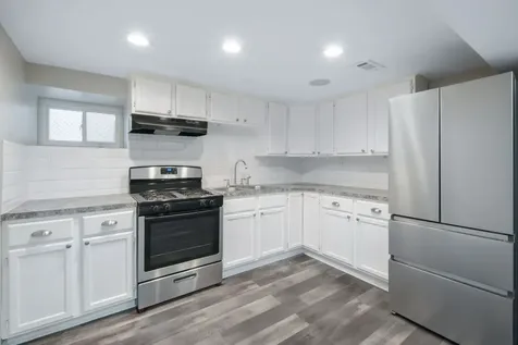 3402 West Beach Avenue Chicago IL 60651