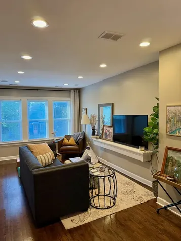 3402 West Beach Avenue Chicago IL 60651