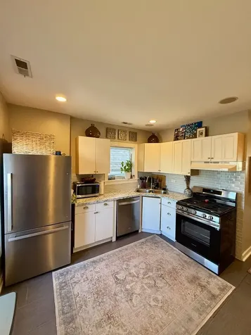 3402 West Beach Avenue Chicago IL 60651