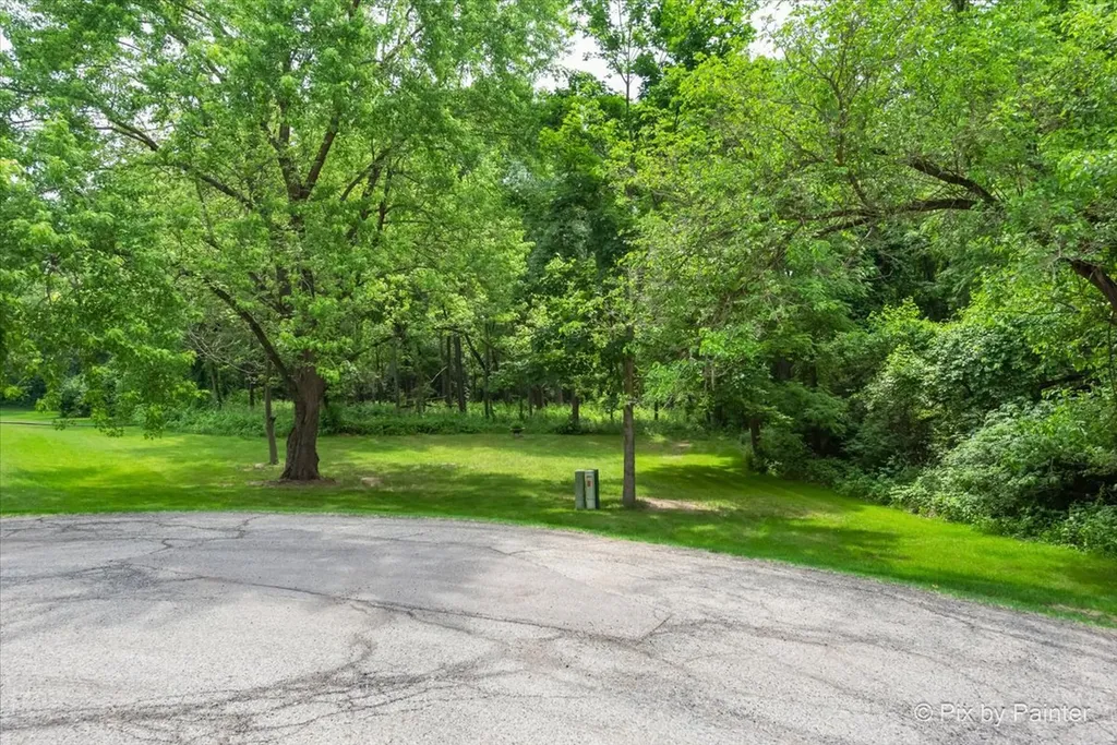 39225 Rangers Way Antioch IL 60002